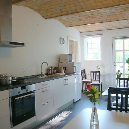 Engelsholm Bed & Breakfast Bredsten  Екстер'єр фото